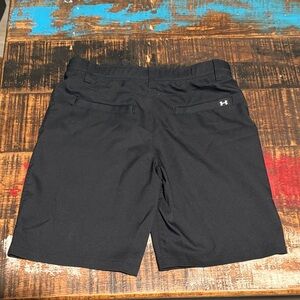 Under Armour Men's Black Athletic Shorts